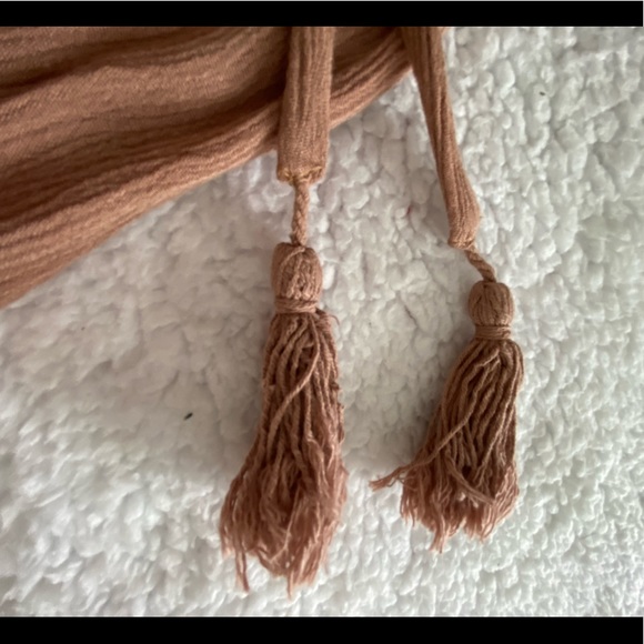 ❌SOLD❌ Dusty rose/brown chiffon romper - Picture 4 of 6